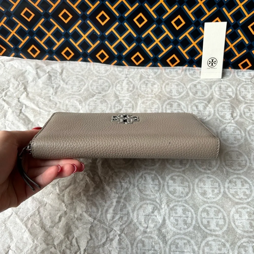 Tory Burch tory burch